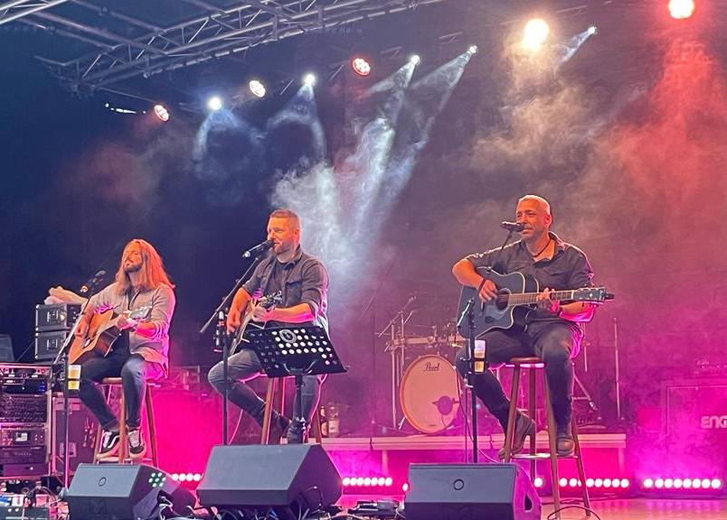 Maus Acoustic – Support Act